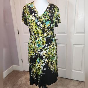 Apt 9 wrap dress black green floral ruffle trim flutter sleeves XL